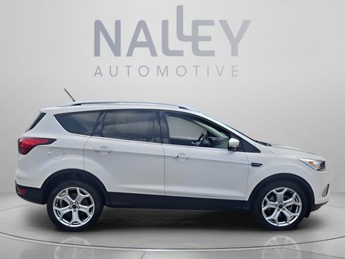Used 2019 Ford Escape Titanium FWD image 6