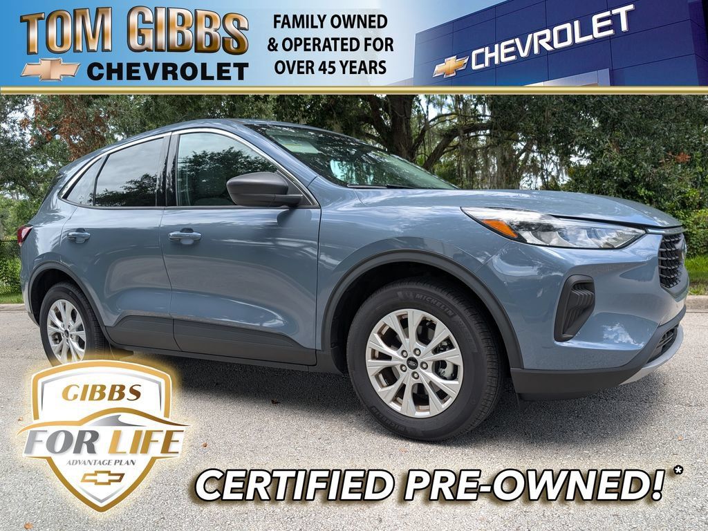 Used 2024 Ford Escape Active w/ Tech Pack #1 FWD image 1