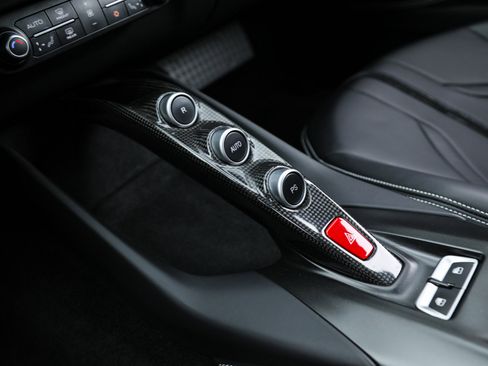 Certified 2019 Ferrari 812 Superfast image 39