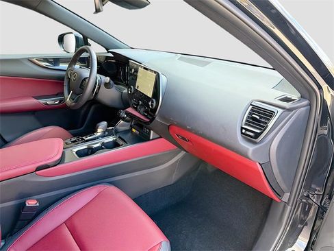 Used 2025 Lexus NX 250 FWD image 14