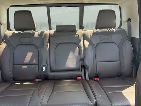 Used 2025 RAM 1500 Limited AWD/4WD image 13