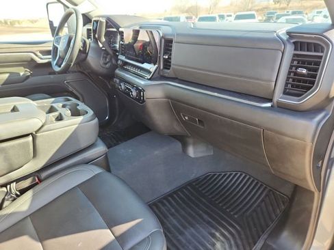 Certified 2024 Chevrolet Silverado 3500 LTZ image 27