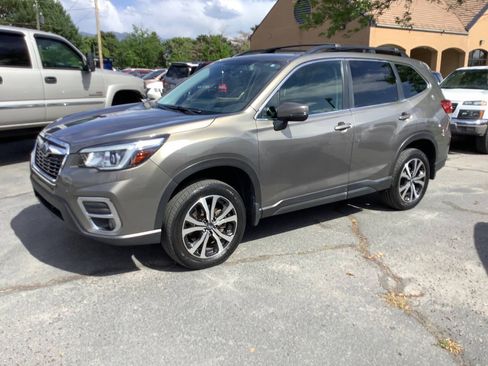 Used 2020 Subaru Forester Limited AWD/4WD image 2