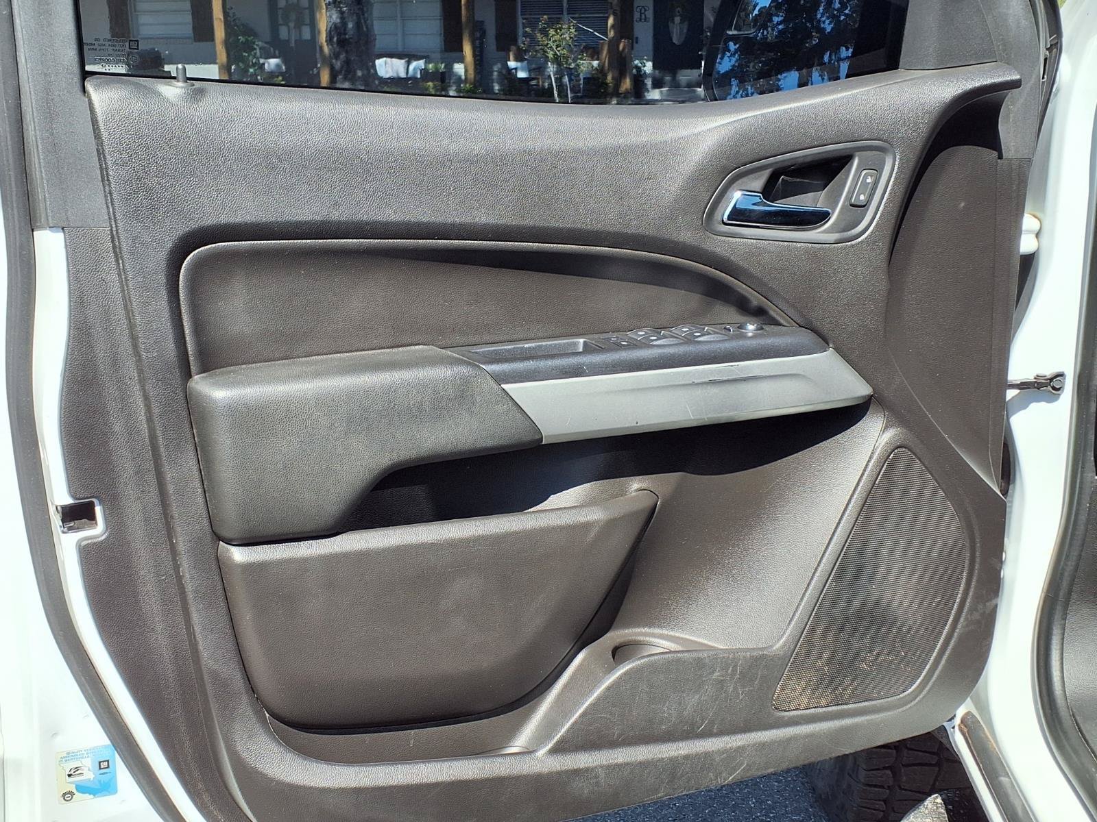 Certified 2017 Chevrolet Colorado LT w/ Luxury Package, Chrome AWD/4WD image 14