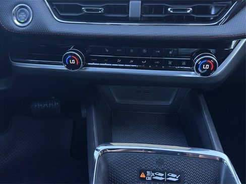 New 2026 Chevrolet Equinox RS image 16