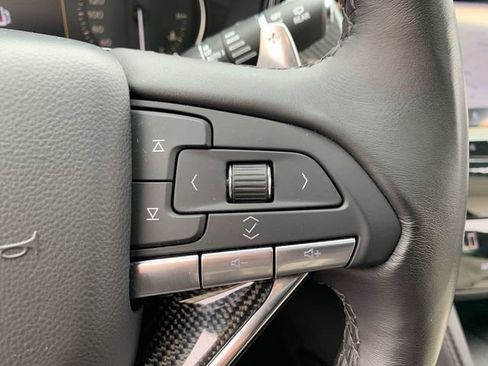 Used 2023 Cadillac XT6 Sport image 24