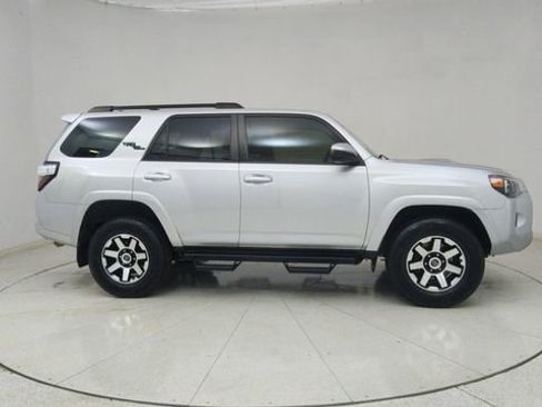 Used 2022 Toyota 4Runner TRD Off-Road image 60
