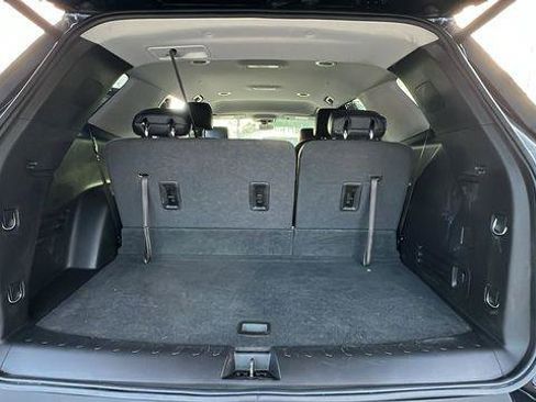 Used 2019 Chevrolet Traverse LT image 10