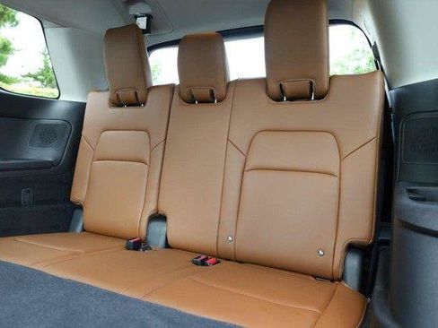 Used 2025 Nissan Pathfinder Platinum w/ Cargo Package FWD image 31