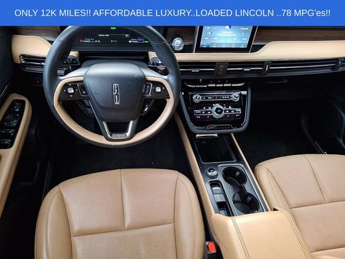 Used 2022 Lincoln Corsair Grand Touring AWD/4WD image 11