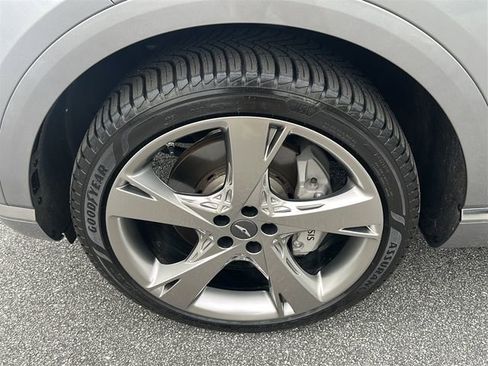Used 2024 Genesis GV80 3.5T AWD/4WD image 11
