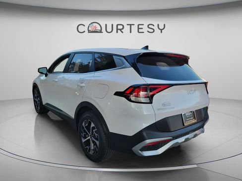Certified 2023 Kia Sportage EX FWD image 2