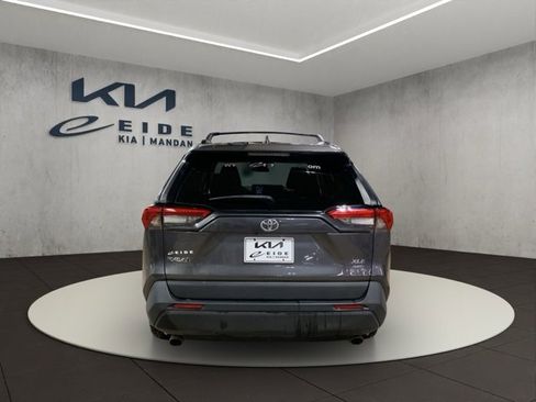 Used 2022 Toyota RAV4 XLE image 6