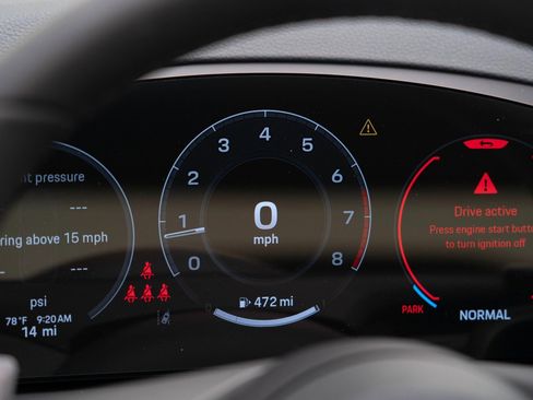 New 2026 Porsche Cayenne image 24