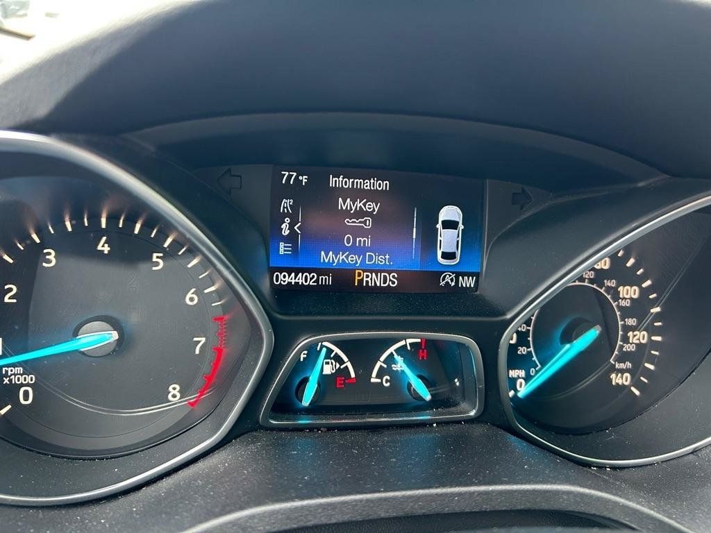 Used 2018 Ford Escape Titanium AWD/4WD image 14