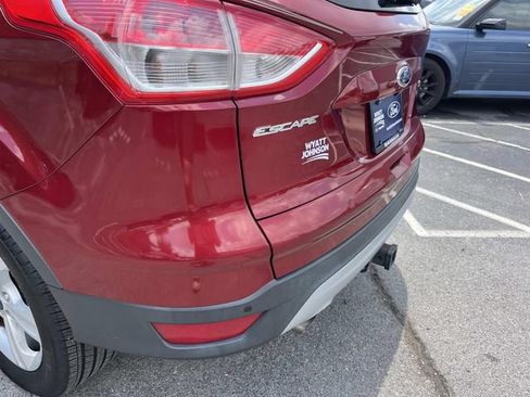 Used 2014 Ford Escape SE w/ Equipment Group 201A FWD image 11