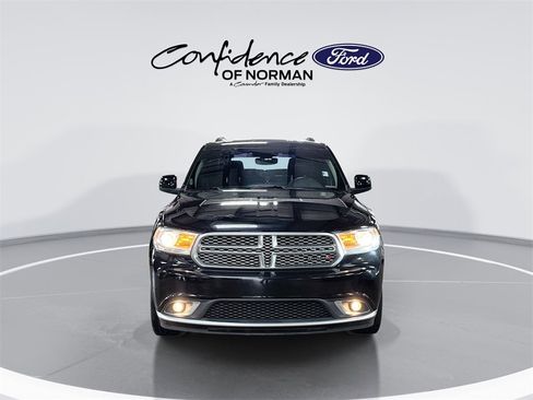 Used 2020 Dodge Durango SXT image 2