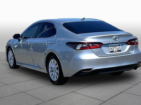 Used 2024 Toyota Camry LE w/ Convenience Package FWD image 11