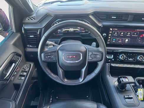 Used 2024 GMC Sierra 1500 AT4 w/ Technology Package image 12