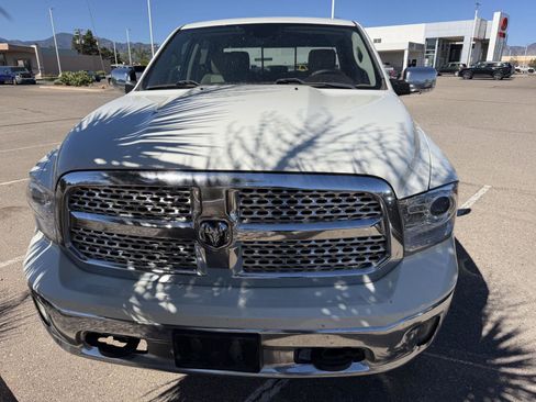 Used 2018 RAM 1500 Laramie AWD/4WD image 8
