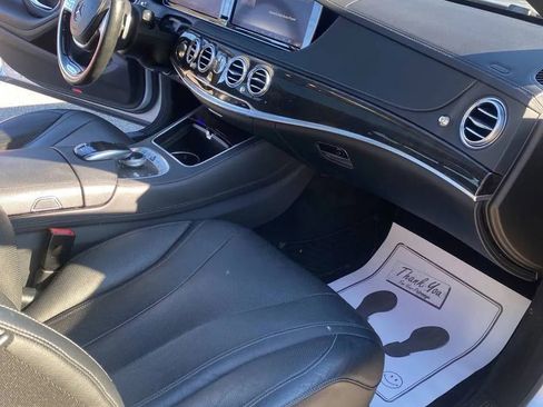 Used 2015 Mercedes-Benz S 550 S 550 4MATIC Sedan 4D image 12