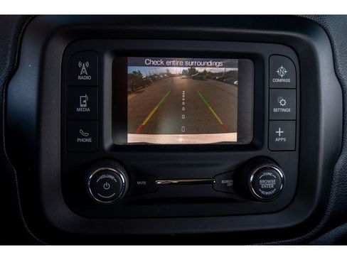 Used 2020 Jeep Renegade Sport image 24