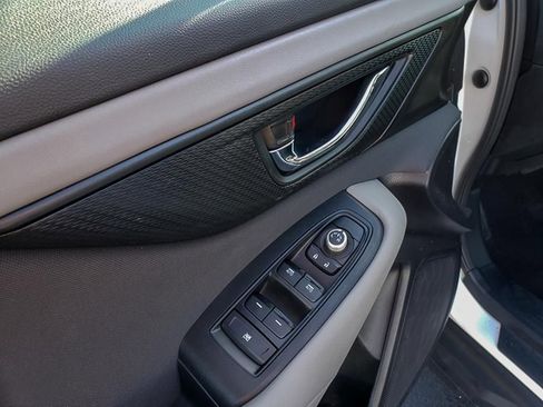 Used 2024 Subaru Outback Premium image 10