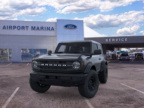 New 2026 Ford Bronco 2-Door w/ Sasquatch Package AWD/4WD image 2