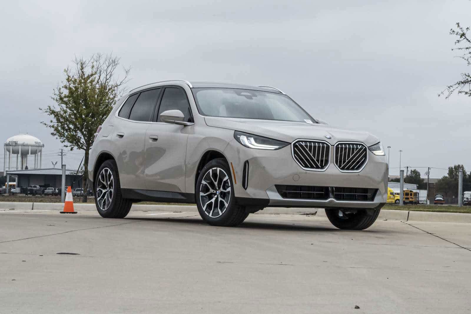 Used 2026 BMW X3 xDrive30i w/ Convenience Package AWD/4WD image 1