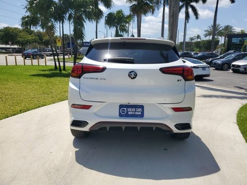 Used 2022 Buick Encore GX Select w/ Sport Touring Package image 5