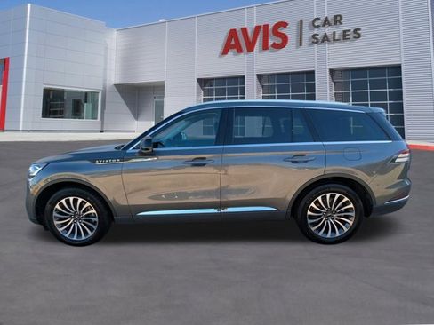 Used 2024 Lincoln Aviator Reserve image 10