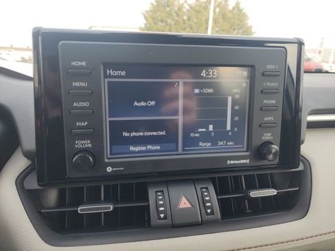 Used 2022 Toyota RAV4 XLE Premium image 22