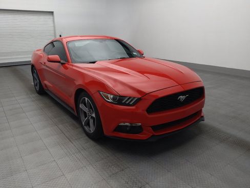 Used 2017 Ford Mustang Coupe RWD image 13