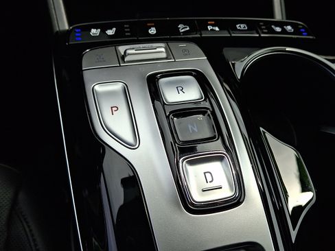 Certified 2023 Hyundai Tucson Limited AWD/4WD image 15
