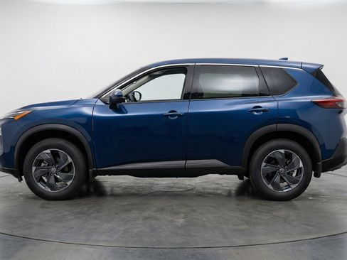 Used 2025 Nissan Rogue SV image 5