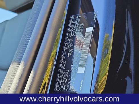 New 2026 Volvo XC60 B5 Plus w/ Protection Package Premier image 18