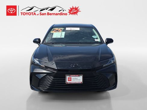 Used 2025 Toyota Camry LE FWD image 8