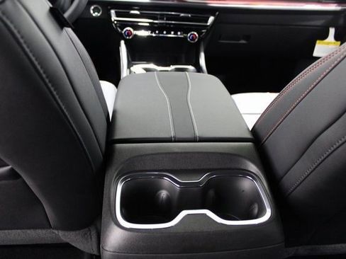 New 2026 Chevrolet Traverse RS image 21