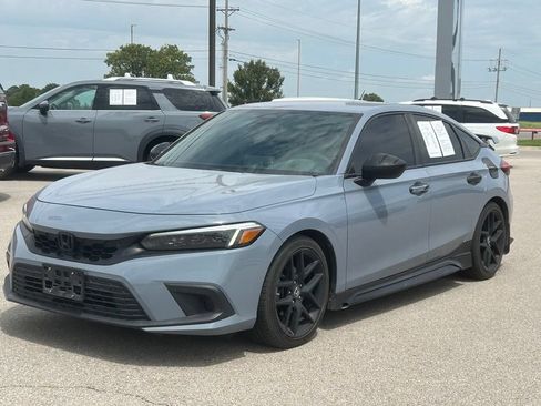 Used 2022 Honda Civic Sport image 3