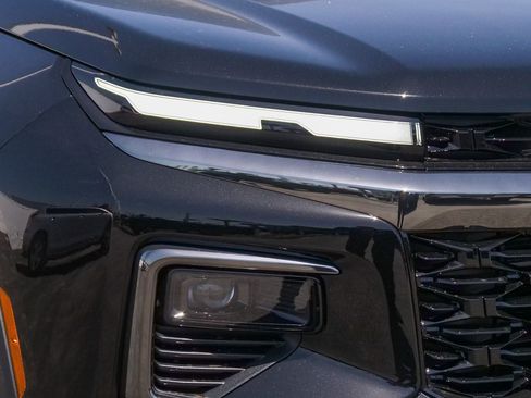 New 2026 Chevrolet Traverse Z71 w/ Driver Confidence Package AWD/4WD image 4