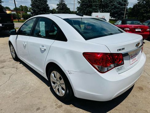 Used 2016 Chevrolet Cruze LS FWD image 5