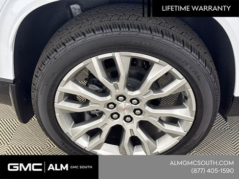 New 2026 GMC Acadia Denali w/ Super Cruise Package image 19