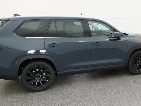 New 2026 Toyota Grand Highlander Limited FWD image 32