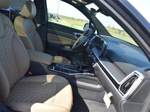 New 2025 Kia Sorento SX Prestige w/ Olive Brown Leather Package image 15