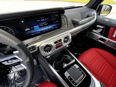 Certified 2025 Mercedes-Benz G 550 image 31