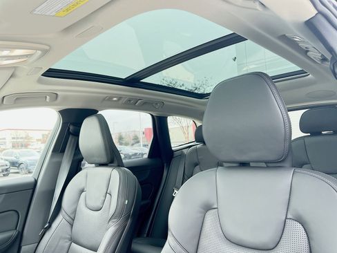 New 2026 Volvo XC60 B5 Ultra w/ Protection Package Premier image 23