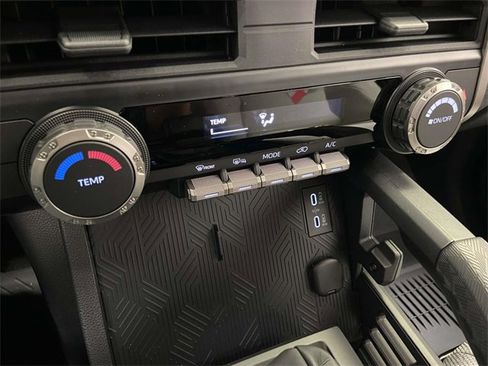 Used 2025 Toyota 4Runner SR5 image 27