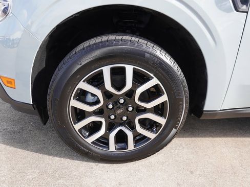 Certified 2023 Ford Maverick Lariat w/ Lariat Luxury Package image 28