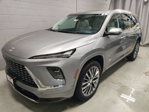 New 2026 Buick Enclave Avenir w/ Super Cruise Package AWD/4WD image 18