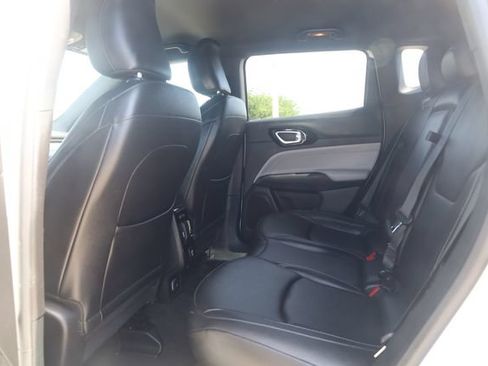 Used 2025 Jeep Compass Limited AWD/4WD image 21